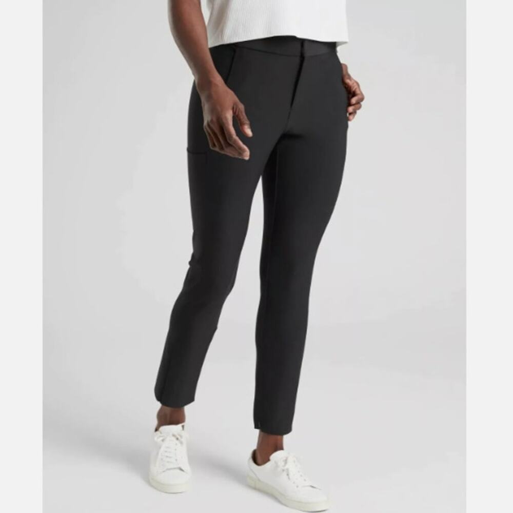 Athleta Stellar Black Trouser Womens Size 4 Athleisure Travel Comfort